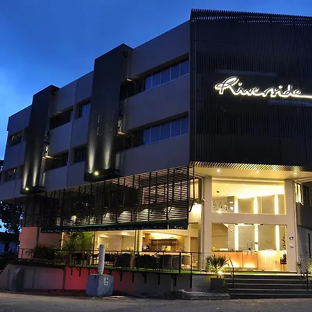 Riverside Boutique Hotel-2